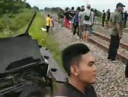 Tragedi di Perlintasan Kereta Cirebon: Dua Orang Meninggal