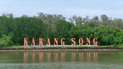 Liburan Tahun Baru di Pantai Indramayu: Nikmati Keindahan Alam dengan Aman