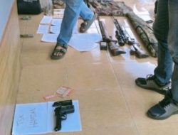 Densus 88 Amankan Senjata Unik dari Rumah Terduga Teroris di Sukabumi