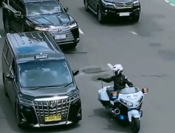 Petugas Patwal Arogan, Sekkab Tegur