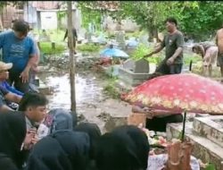Jenazah 3 ABK Korban Tenggelam Kapal Perahu Nelayan Indramayu Tiba di Rumah Duka