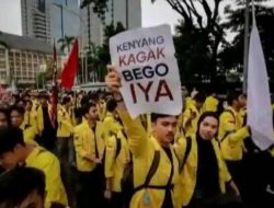 Mahasiswa dan Masyarakat Sipil Bersatu dalam Aksi “Indonesia Gelap”
