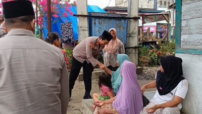 Polres Madina Rajut Kebersamaan dengan Warga di Bulan Puasa Melalui Kegiatan Berbagi Takjil dan Buka Bersama