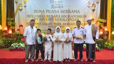 Terkumpul 119 Juta Rupiah, Perwira Kilang Balongan santuni 220 Anak Yatim dan Bantu Bangun Mushola