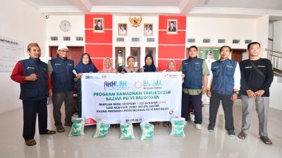 Salurkan Lebih 7 Ton Beras, Zakat Profesi Pekerja Kilang Pertamina Balongan Disambut Bahagia Lansia dan Dhuafa.