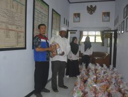 Kilang Balongan Salurkan Ribuan Paket Sembako untuk Masyarakat
