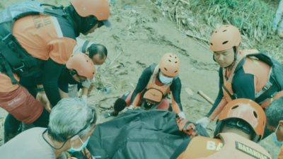 Tragedi Sungai Cisanggarung: Remaja 14 Tahun Ditemukan Meninggal Setelah Terseret Arus