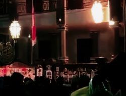 Malang Membara: Aksi Tolak UU TNI Berujung Ricuh, Gedung DPRD Jadi Sasaran Amuk Massa