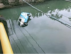 Tragedi di Jalan Denpasar-Gilimanuk: Ambulans Pembawa Jenazah Terjun ke Sungai Usai Diseruduk Truk Misterius!