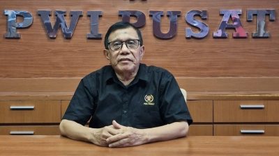 PWI Memanas: Keputusan Dewan Kehormatan Tak Mengikat, Ketua Umum Hendry Ch Bangun Bongkar "Kekeliruan" Wina Armada Soal Organisasi