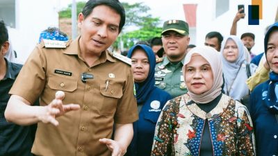 Bupati Indramayu Dampingi Dirjen Pemberdayaan Sosial Tinjau Progres Pembangunan Kampung Nelayan Sejahtera di Eretan Kulon
