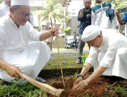Aksi Nyata Pelestarian Lingkungan: Yayasan Majelis Azzikra Tanam 20.000 pohon