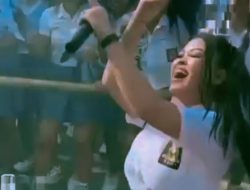 Geger! DJ Seksi Berbaju Seragam SMA di Acara Kelulusan SMK Bali Bikin Warganet Heboh!