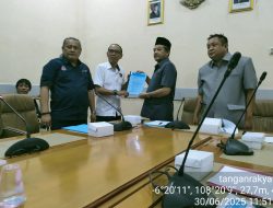 Bupati Lucky Hakim Ngotot Kosongkan Gedung Pinjaman, PDIP Indramayu Ancam Kerahkan Kekuatan Politik!