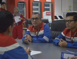 Pertamina Tingkatkan Kedekatan dengan Pekerja Lapangan Melalui Management Walkthrough di Kilang Balongan Demi Keberlanjutan Operasional untuk Bangsa dan Negara