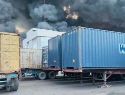 Pabrik Minyak di Medan Labuhan Terbakar Hebat, Diduga Akibat Pengelasan