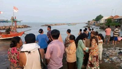 Pelajar di Indramayu Tenggelam Saat Berenang di Laut, Satu Orang Berhasil Diselamatkan