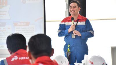 Gotong Royong Bersihkan Area Kilang dan Perkantoran, GM RU VI : GHK Bagian Upaya Menjaga Keselamatan dan Kesehatan Kerja