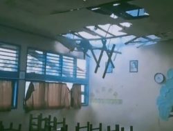 Gudang SMPN 1 Kertasemaya Terbakar, Jago Merah Nyaris Hanguskan Bangunan Sekolah