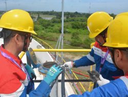 Pastikan Presisi, Personel Kilang Pertamina Uji Alat Ukur di Balongan