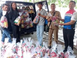 Kilang Balongan Distribusikan 2.050 Paket Bingkisan Lebaran untuk Masyarakat Sekitar
