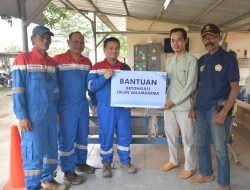 Salurkan Bantuan Betonisasi Jalan, Pertamina Patra Niaga Kilang Balongan Wujudkan Harapan Masyarakat Kiarasari Subang