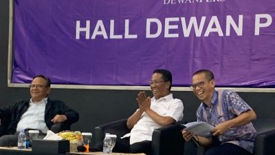 Ketua Dewan Pers Serahkan Pokok Pikiran Perlindungan Karya Jurnalistik Kepada Menteri Hukum