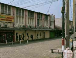 Skandal Hitam Plaza Dua Raja: Sarang Prostitusi Berbalut Pencurian Listrik Masif yang ‘Dilindungi’?