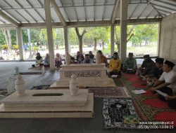 Menelusuri Jejak Sang Penjaga Wotgalih: Khidmah MTsN 2 Indramayu di Makam Syekh Syakier