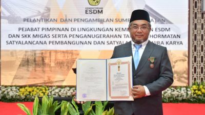Membanggakan, Manager Commrel & CSR Pertamina Patra Niaga Kilang Balongan Raih Tanda Kehormatan Satyalancana dari Presiden