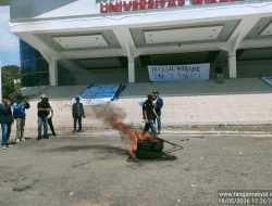 Rektor Mangkir, Mahasiswa Universitas Wiralodra Mengamuk Tuntut Transparansi Dana KIP!