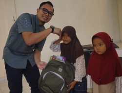Wujud Nyata Kepedulian Pekerja Pertamina Patra Niaga Kilang Balongan, Bazma Salurkan 100 Paket Pendidikan di Wilayah Operasional WIF Salamdarma