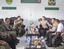 Perkuat Sinergitas, Kapolres dan Dandim Indramayu Gelar Silaturahmi Hangat di Kodim 0616