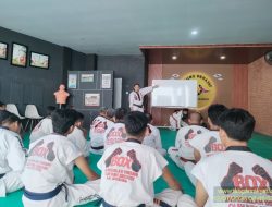 Sang Guru Badai Meganagara Drajat Gembleng Atlet Tarung Derajat Sewilayah Tiga