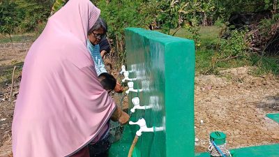 Wujudkan Kesejahteraan, TNI AD Bangun Sumur Bor Air Bersih di Haurgeulis Indramayu