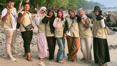 Pesona Tersembunyi di Pesisir Rajabasa: Mahasiswa KKN UML Dorong Pengembangan Wisata Pantai Tanjung Gading