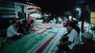 Semangat Kebersamaan di Perumahan Griya Ayu: Warga RT 24 Indramayu Khidmat Rayakan HUT ke-81 RI