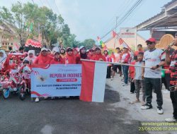 Meriahnya Penutupan HUT RI ke-81 di Griya Ayu Indramayu: Jalan Santai hingga Karakter “Pulu-Pulu” Hibur Ratusan Warga