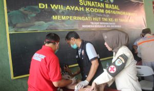 Kodim 0616/Indramayu Gelar Bakti Sosial dan Khitanan Massal Sambut HUT TNI ke-81